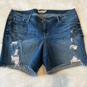 TORRID Distressed American Flag Denim Shorts